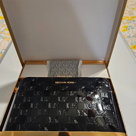 Michael Kors Jet Set Large East West Crossbody with Card Holder in Gift Box. - Picture 1 of 7